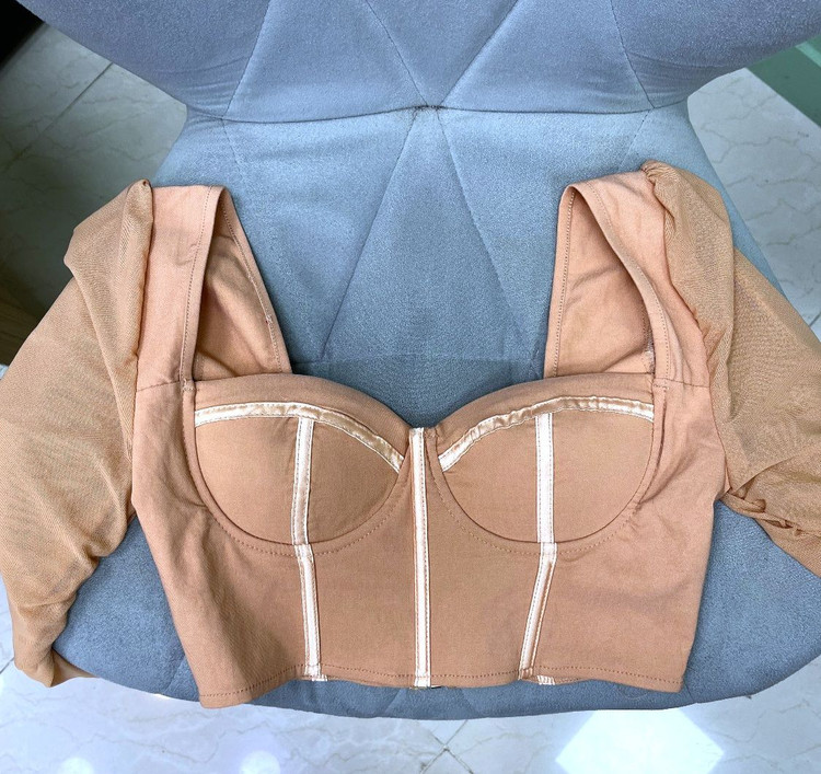 کراپ زنانه آستین بلند مدل بستییر (Bustier) کورستی با یقه قلبی وارداتی