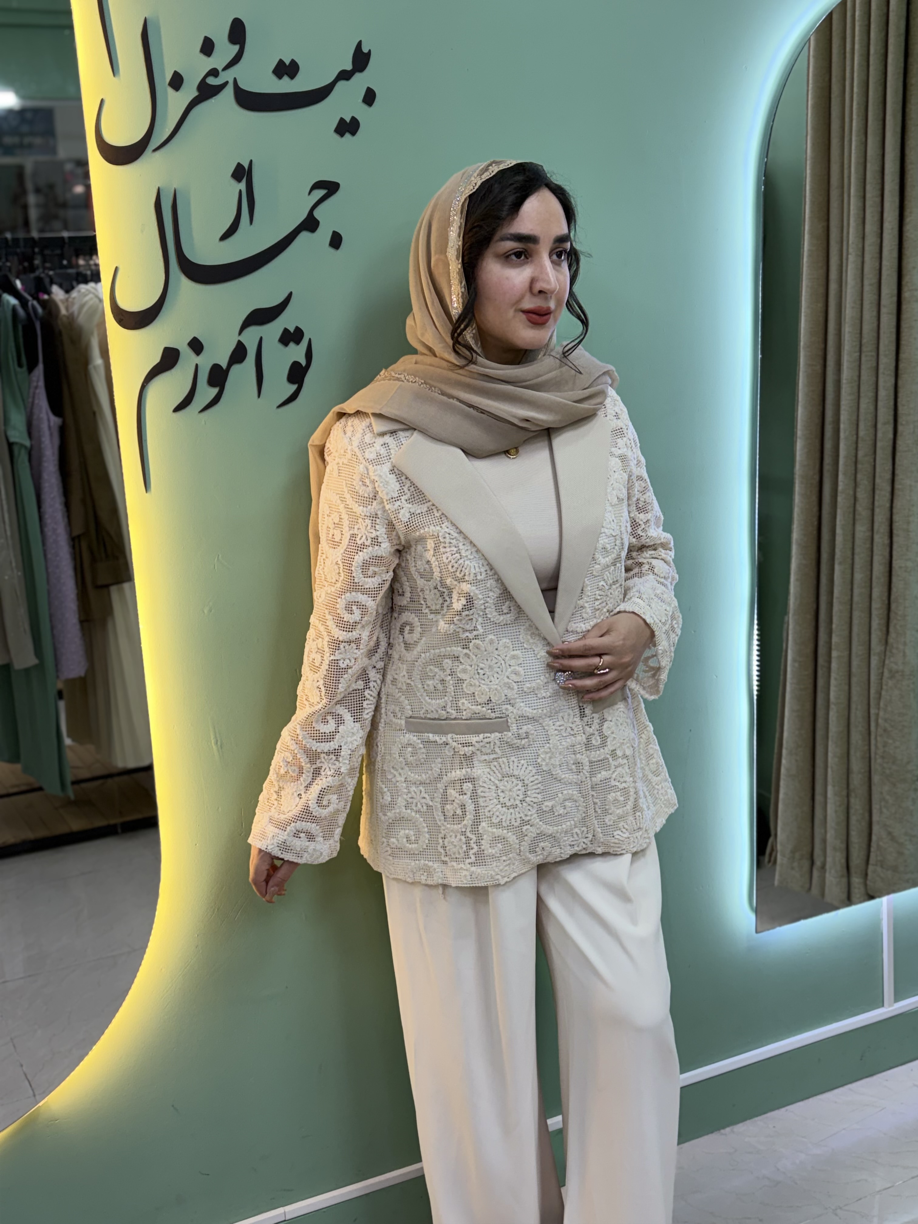 کت دانتل برجسته مجلسی فری سایز